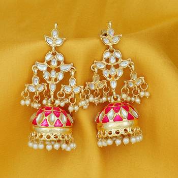 Pink pearl earrings 3