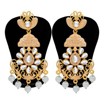 Gold pearl earrings 4