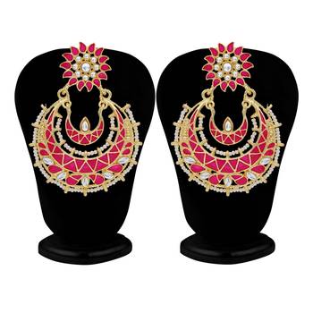 Pink pearl earrings 4
