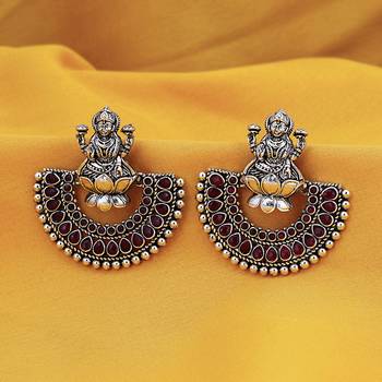 Pink diamond earrings 3
