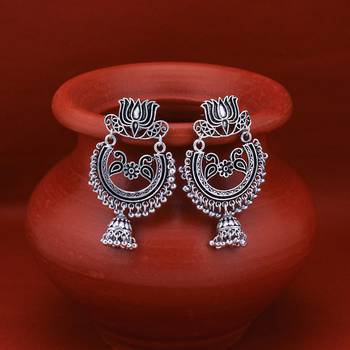 Silver earrings 1