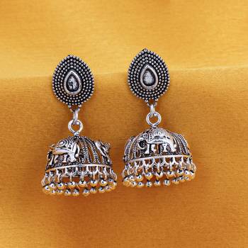 Silver earrings 3