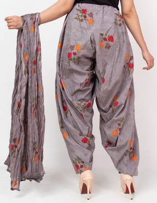 Women Grey Printed Patiala with Dupatta Cotton (Free Size) 4