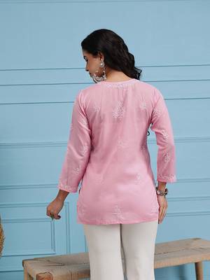 Women'S Hand Embroidered Pink Cotton Lucknow Chikankari Short Top 2