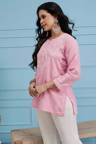 Women'S Hand Embroidered Pink Cotton Lucknow Chikankari Short Top