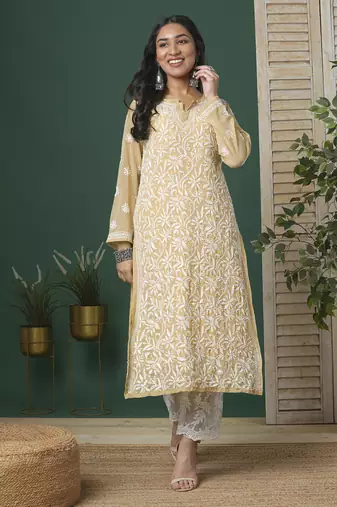 Women'S Hand Embroidered Fawn Straight Georgette Lucknow Chikankari Kurta With Slip