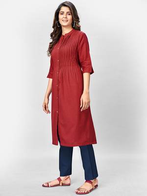 Women's Solid & Pintuck A-Line Cotton Maroon Kurta 4