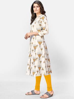 Women's Printed A-Line Cotton Off White Kurta 3
