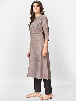 Women's Solid & Hand Work Straight Rayon Grey Kurta 3