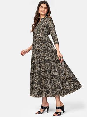 Women's Pittan Work & Floral Print Anarkali Cotton Grey Kurta 3