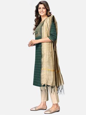 Women's Sequence & Checked Straight Cotton Green Kurta,Pant & Dupatta 3