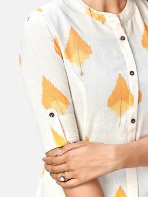 Women's Printed A-Line Cotton Beige Kurta 6