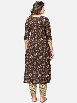 Women's Printed Straight Cotton Brown Kurta With Pant 2