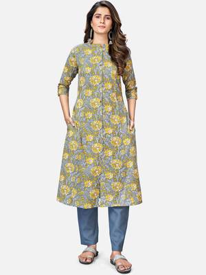 Women's Flower Print A-Line Cotton Grey Kurta With Multiple Slit 7