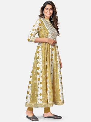 Women's Printed & Embroidered Anarkali Cotton Mehendi Green Kurta 3