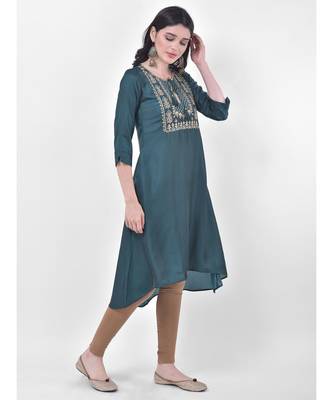 Oxford Green Embroidered A-line Kurta 3