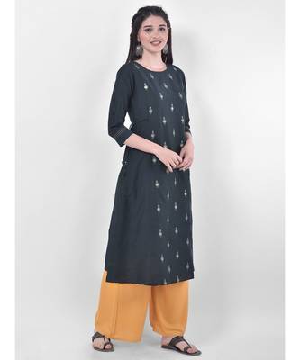 Oxford Green Embroidered A-line Kurta 3