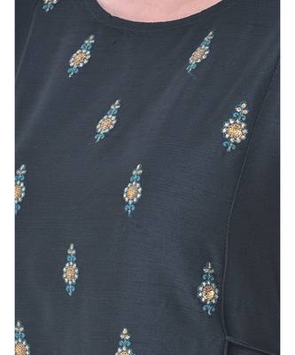 Oxford Green Embroidered A-line Kurta 6