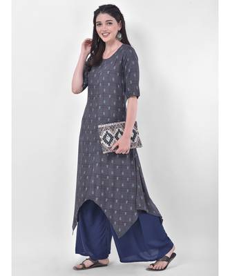 Grey Printed Asymmetric Kurta 2