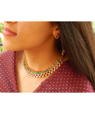Maroon necklace-sets 2