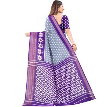 Women's Grey Ikkat Pallu Hand-block Prints Sarees With Blouse 3
