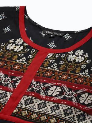Divawalk Black & White Printed Anarkali 2