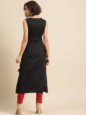 Divawalk Black Solid Sleeveless long kurta With side tassel details 4