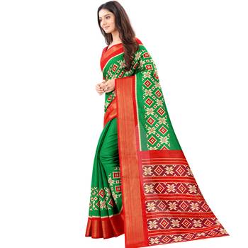 Women's Green Ikkat Pallu Hand-block Prints Sarees With Blouse 2