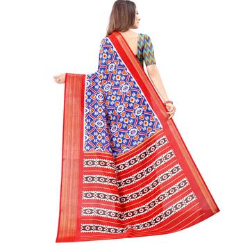 Women's Blue Ikkat Pallu Hand-block Prints Sarees With Blouse 3