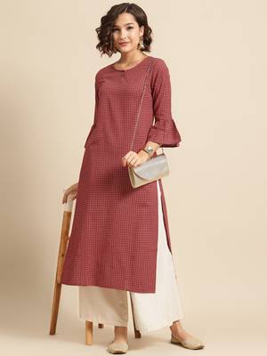 Divawalk Red checks straight kurta 5