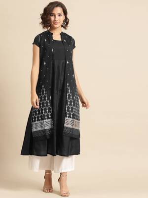 divawalk Black Sliver Foil Printed Layered Kurta 1