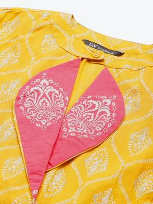 Divawalk Yellow & Silver Khari Printed Anarkali 2