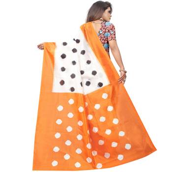 White Butter Silk IKKAT Prints Sarees With Blouse 2