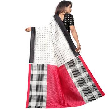White Butter Silk IKKAT Prints Sarees With Blouse 2