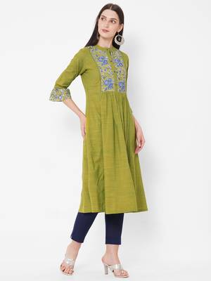 Cotton rayon and cotton print kurta with gathering 3