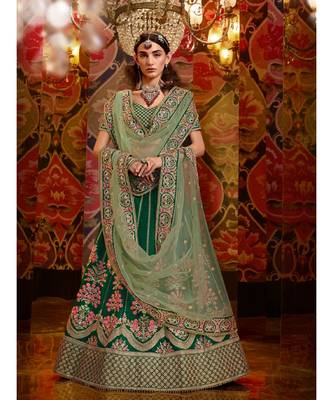 green handloom silk lehenga with resham and zari work having light green net embroidered dupatta 1