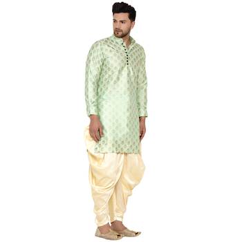 Green printed banarasi men-kurtas 2