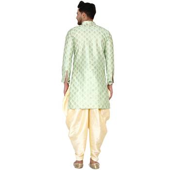 Green printed banarasi men-kurtas 4