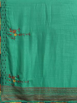 Green embroidered silk_blend saree with blouse 3