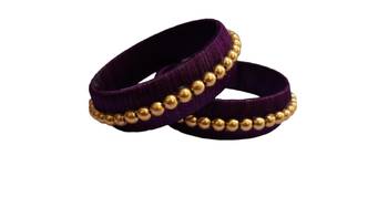 Green bangles-and-bracelets 1