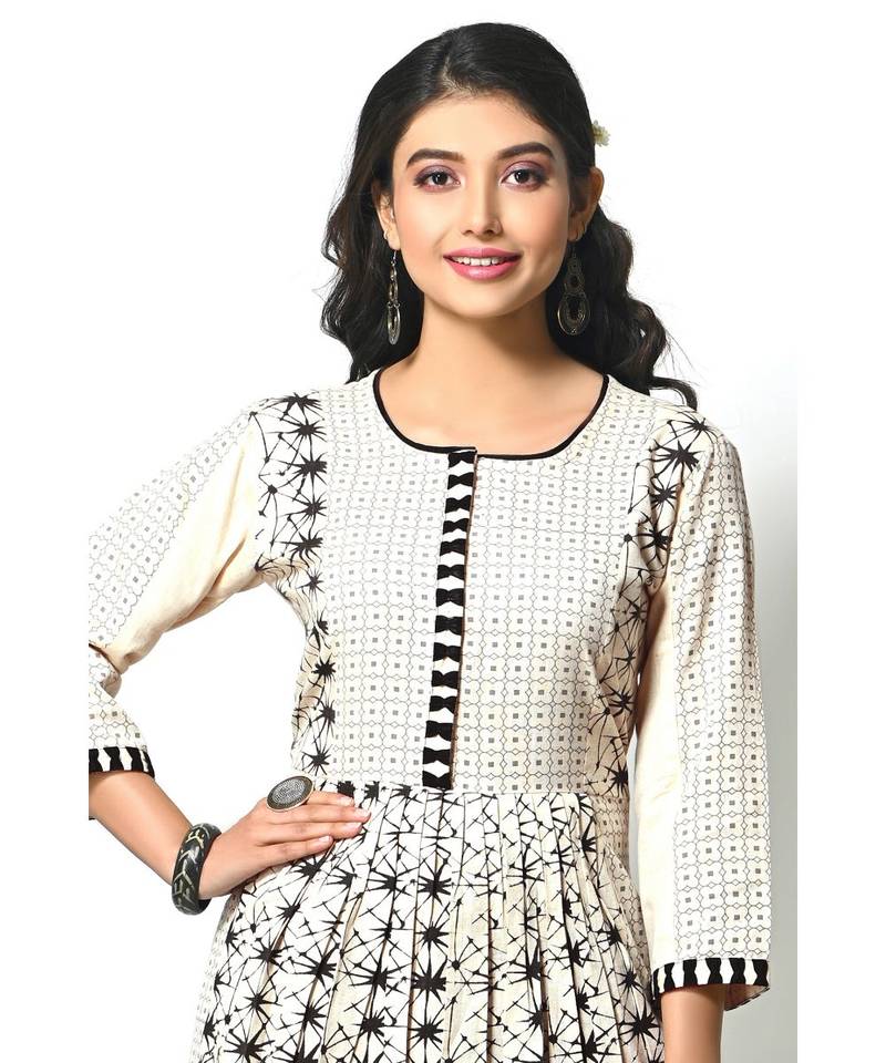 Off White Cotton Printed Quarter Sleeves Womens Straight Pant Set