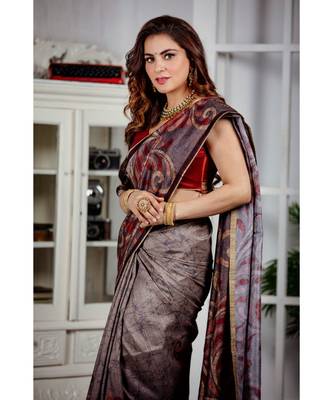 Shraddha arya Grey woven tussar_silk saree with blouse 6