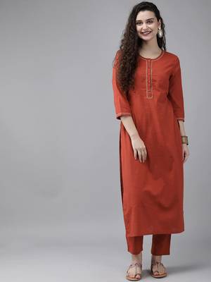 Red Fusion Threads Zari Work Cotton Kurta Set for Women 1