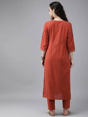 Red Fusion Threads Zari Work Cotton Kurta Set for Women 2