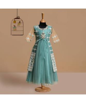 silk_blend green embroidered   Gown and   Jacket 4