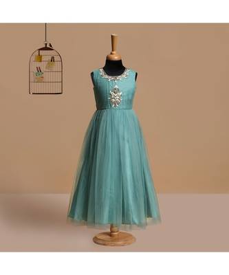 silk_blend green embroidered   Gown and   Jacket 6