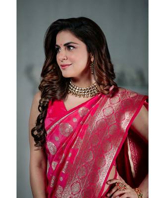 Shraddha Arya Designer Rani Pink Party Wear Silk Saree 7