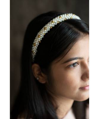 Halcyon Snow Pearls Headband 3