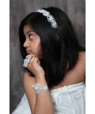 Blooming Ivory Headband, Ring and Bracelet Set 1