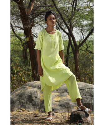 yellow plain cotton kurtis 1